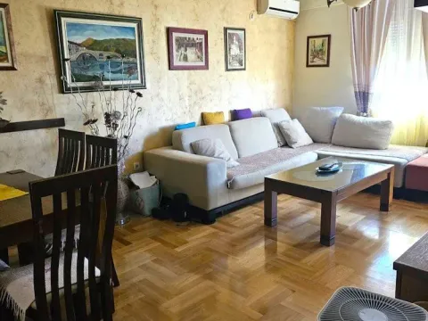 Rent, apartment, 64m², Stari Aerodrom, Podgorica