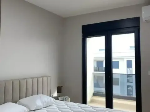 Izdavanje, dvosoban stan, 70m², New City, Podgorica - image 6