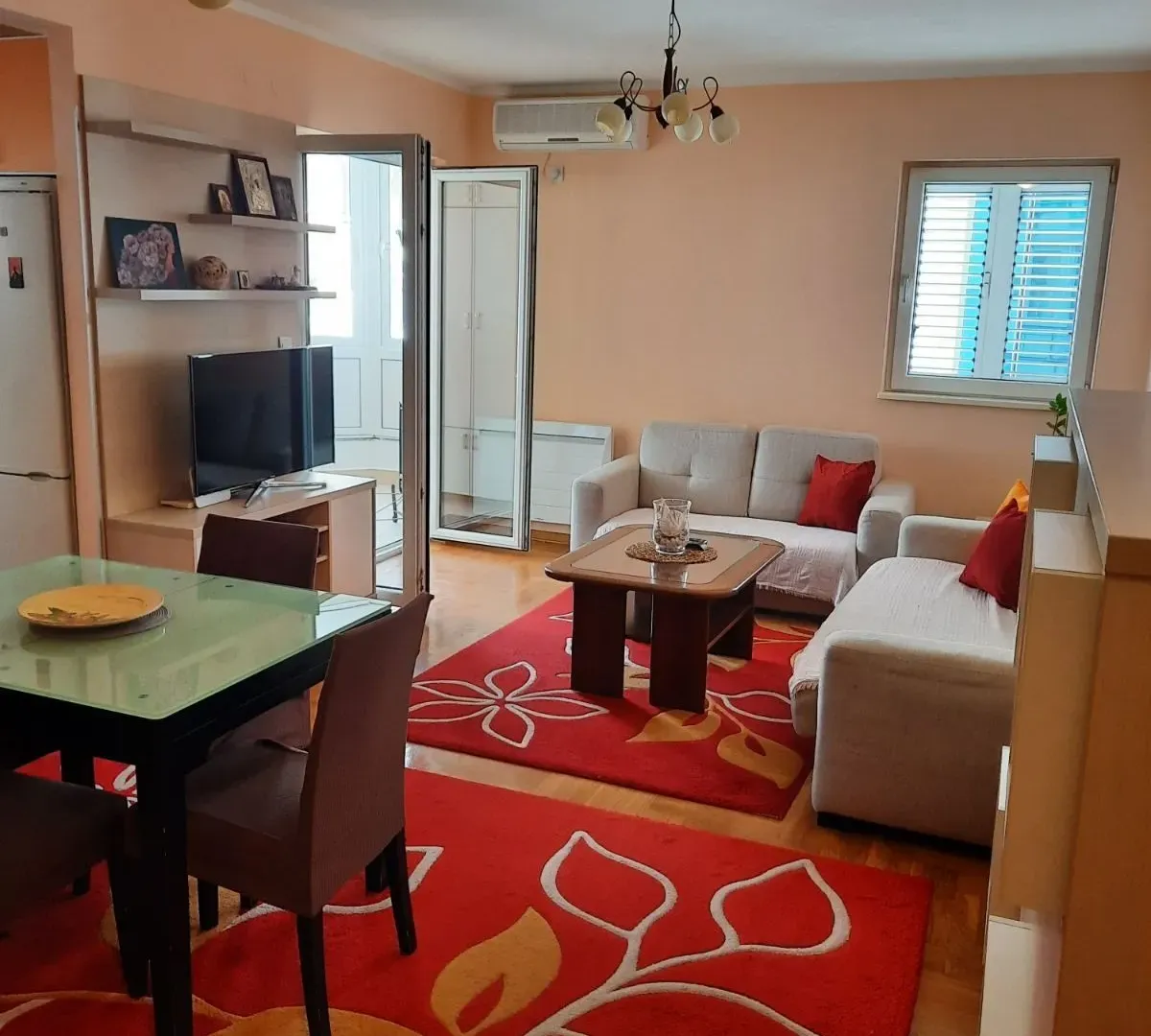 Rent, two bedroom apartment, 70m², Budva, Crna Gora