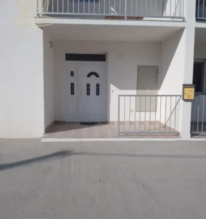 Prodaja, dvosoban stan, 46m², Borča 1, Borča Sve Podlokacije