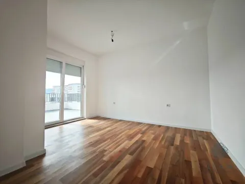 Sale, three bedroom apartment, 131m², Kod Big Fashion-a, Podgorica - image 13