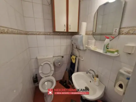 Prodaja, poslovni prostor, 38m², Golubovina, Budva - image 4