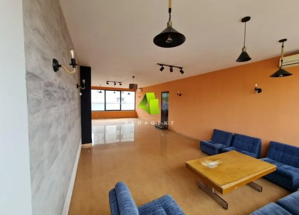 Izdavanje, poslovni prostor, 91m², Centar, Niš