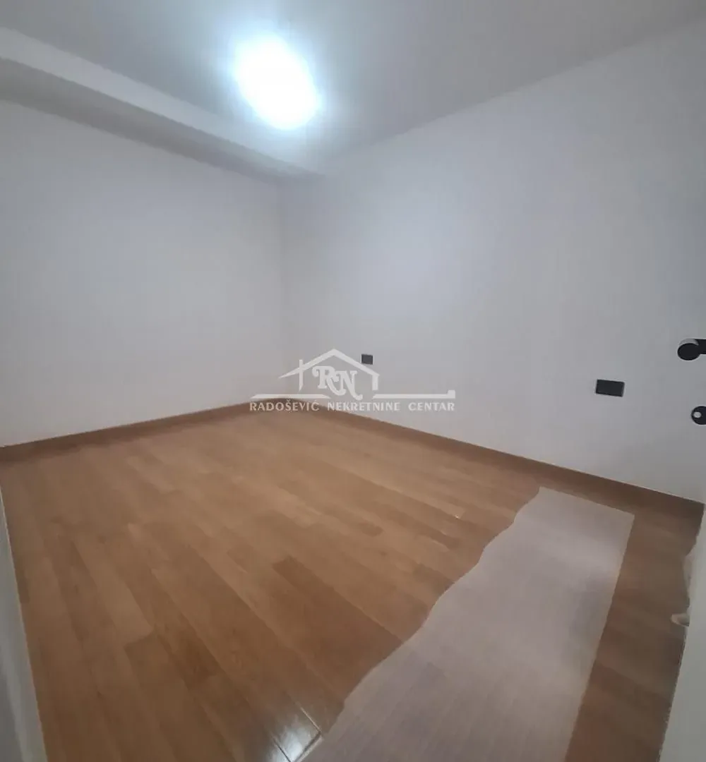 Sale, two bedroom apartment, 78m², Zvezdara Sve Podlokacije, Beograd