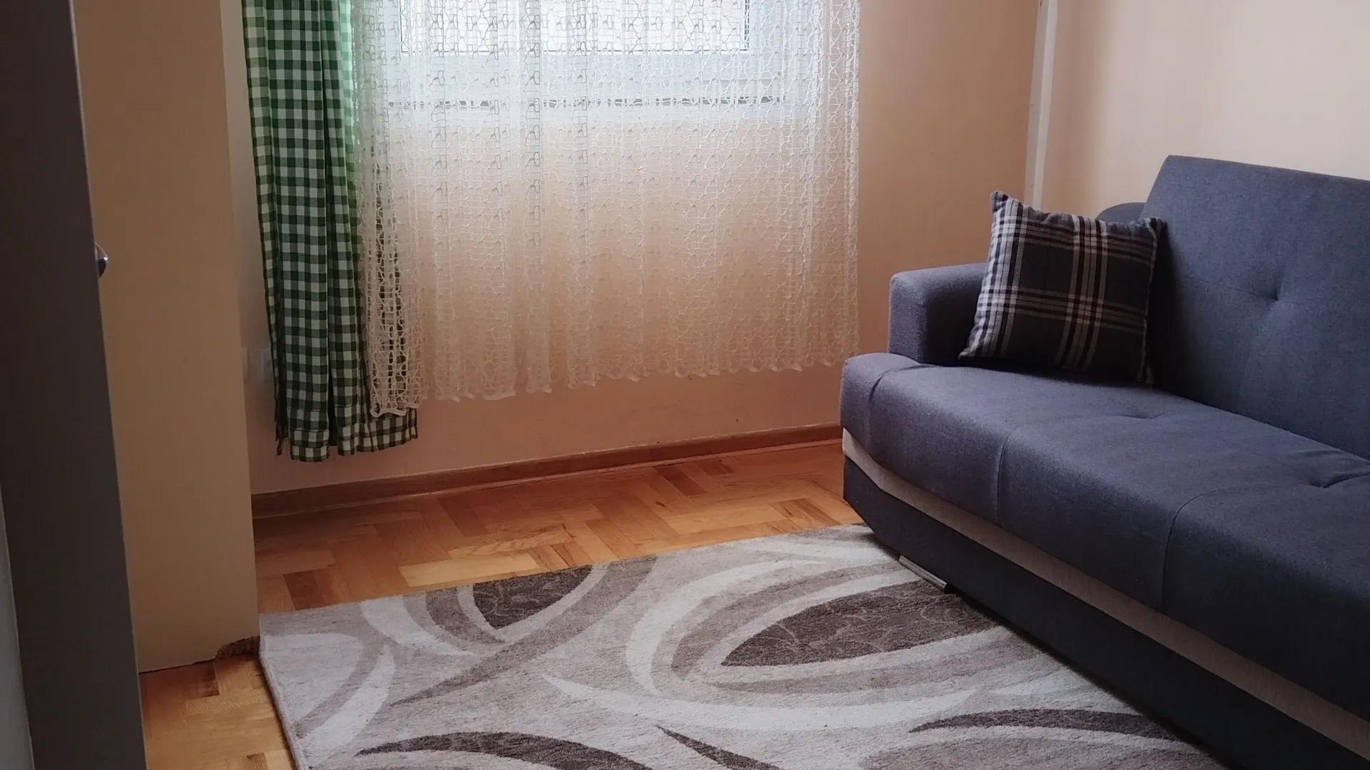 Rent, apartment, 120m², Zemun Sve Podlokacije, Beograd