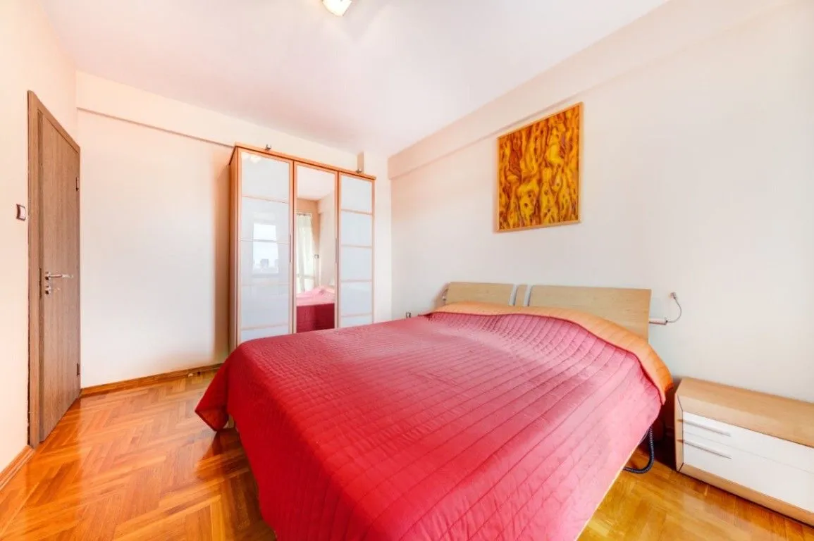 Prodaja, dvosoban stan, 85m², Centar, Podgorica