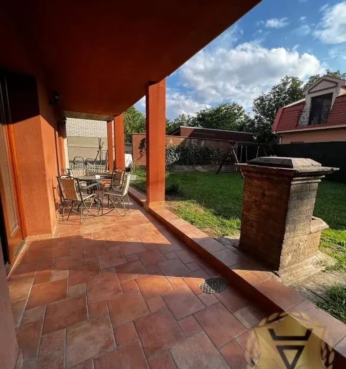 Izdavanje, trosoban stan, 85m², Bulbulder, Zvezdara Sve Podlokacije