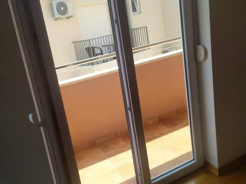 Prodaja, stan, 53m², Herceg Novi, Crna Gora - image 9