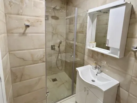 Izdavanje, jednosoban stan, 40m², Gradiošnica, Tivat - image 8