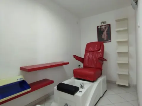 Rent, office space, 75m², Sutomore, Bar - image 2