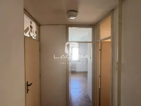 Sale, three bedroom apartment, 110m², Novi Beograd Blok 62, Novi Beograd Sve Podlokacije - image 7