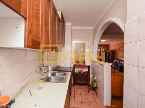 Izdavanje, trosoban stan, 100m², Centar, Podgorica - image 6