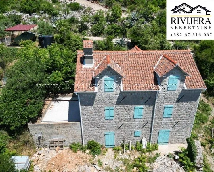 Prodaja, kuća, 138m², Zagora, Kotor