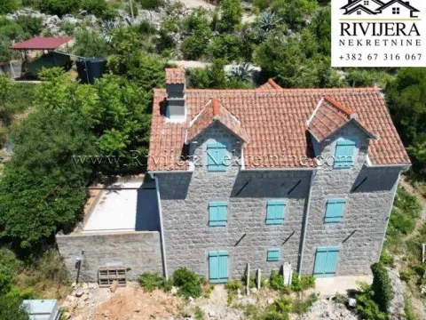 Prodaja, kuća, 138m², Zagora, Kotor - image 8