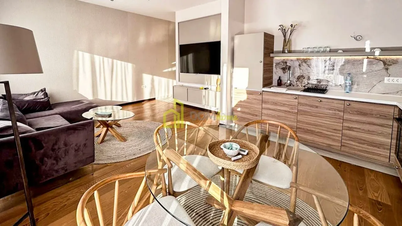 Prodaja, dvosoban stan, 76m², Pržno, Budva