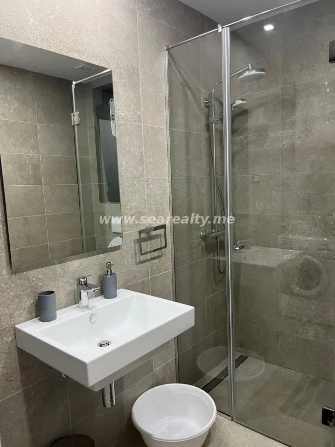 Rent, one bedroom apartment, 70m², Donja Lastva, Tivat