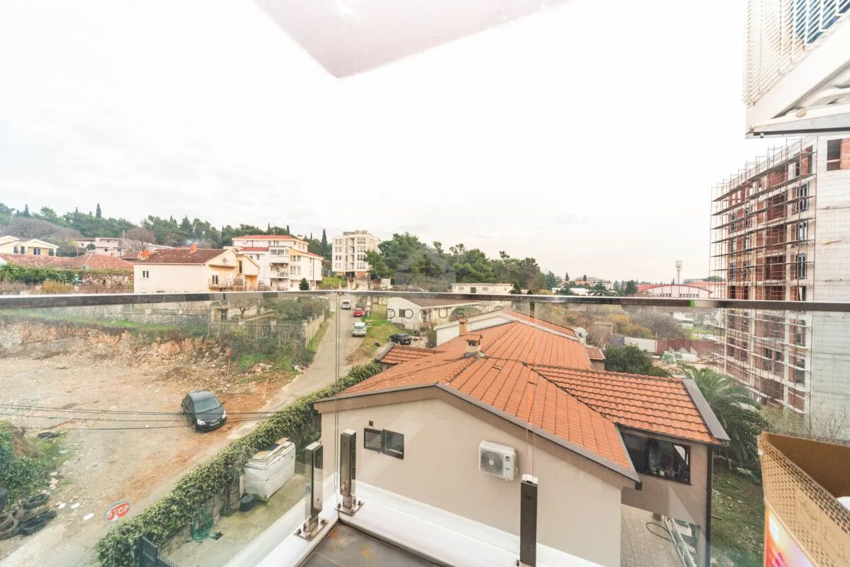 Rent, two bedroom apartment, 66m², Centar, Podgorica