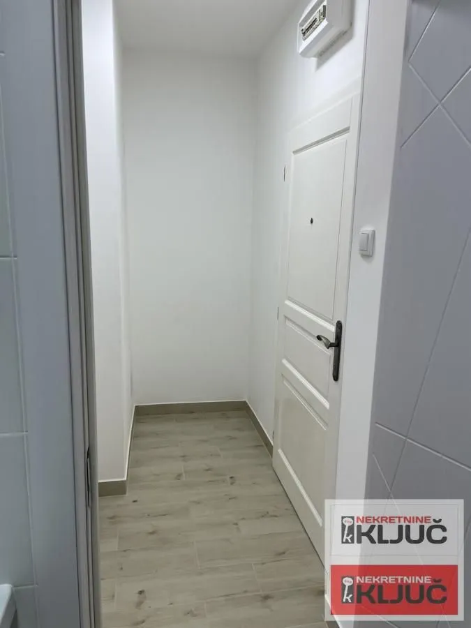 Prodaja, jednosoban stan, 30m², Grbavica, Novi Sad Sve Podlokacije