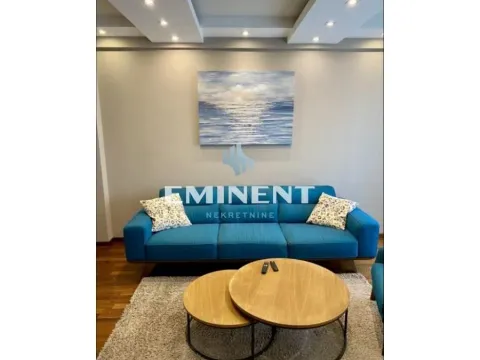 Rent, apartment, 60m², Vračar Sve Podlokacije, Beograd - image 2