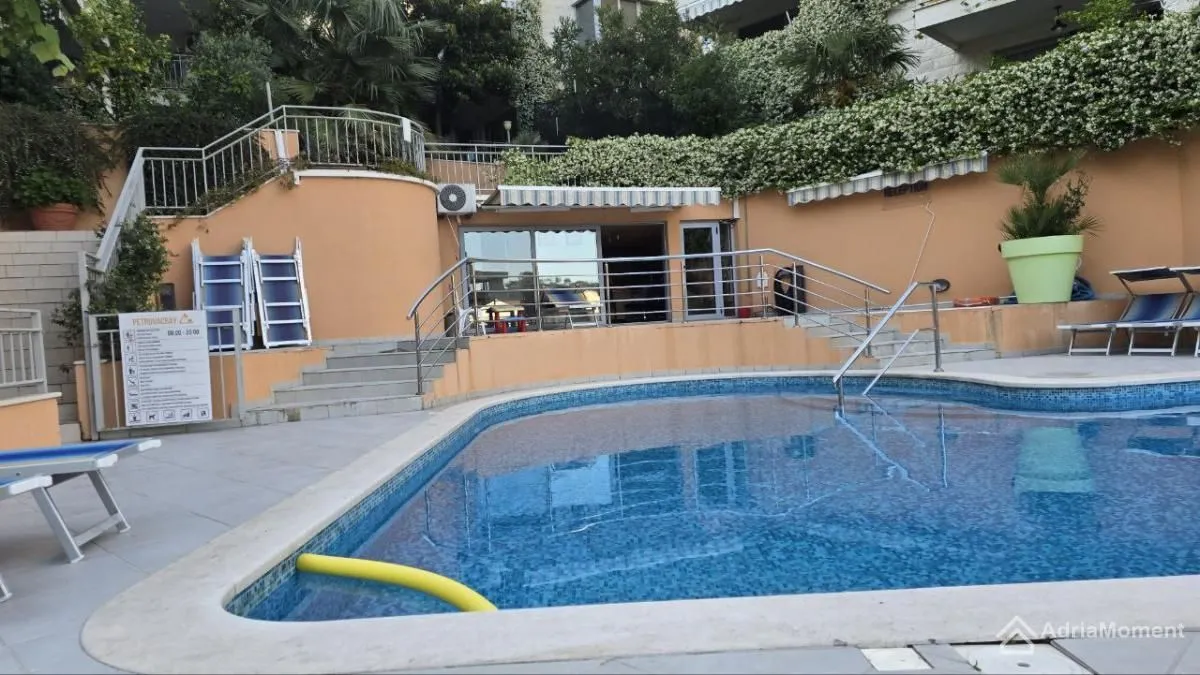 Sale, three bedroom apartment, 70m², Petrovac, Budva