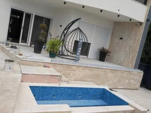 Prodaja, kuća, 350m², Centar, Bar - image 3