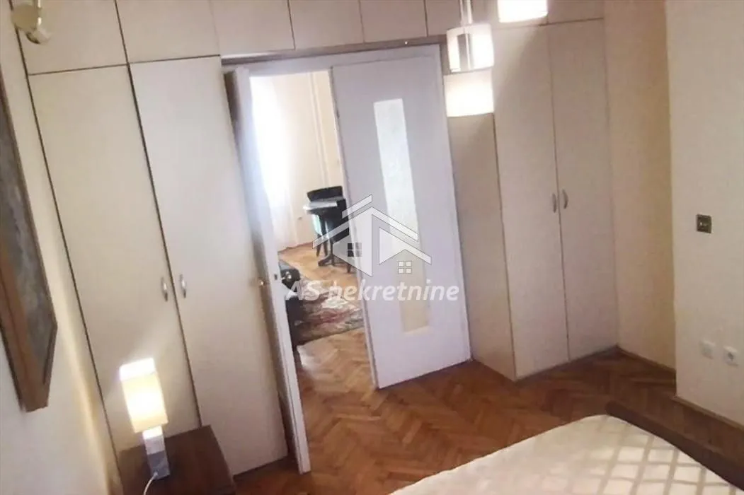Rent, two bedroom apartment, 40m², Topličin venac, Beograd