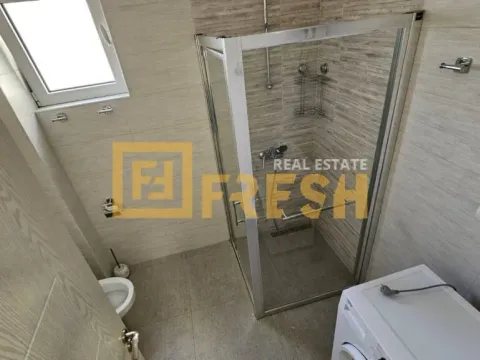 Sale, two bedroom apartment, 62m², Ulcinj, Crna Gora - image 9