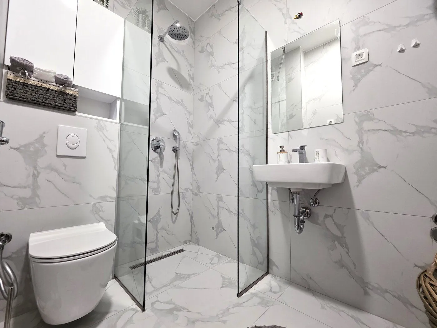 Rent, apartment, 67m², Stari Aerodrom, Podgorica