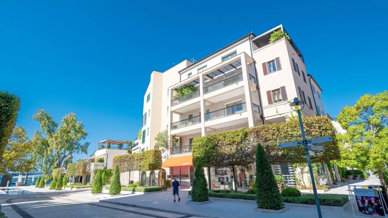 Sale, two bedroom apartment, 121m², Porto Montenegro, Tivat