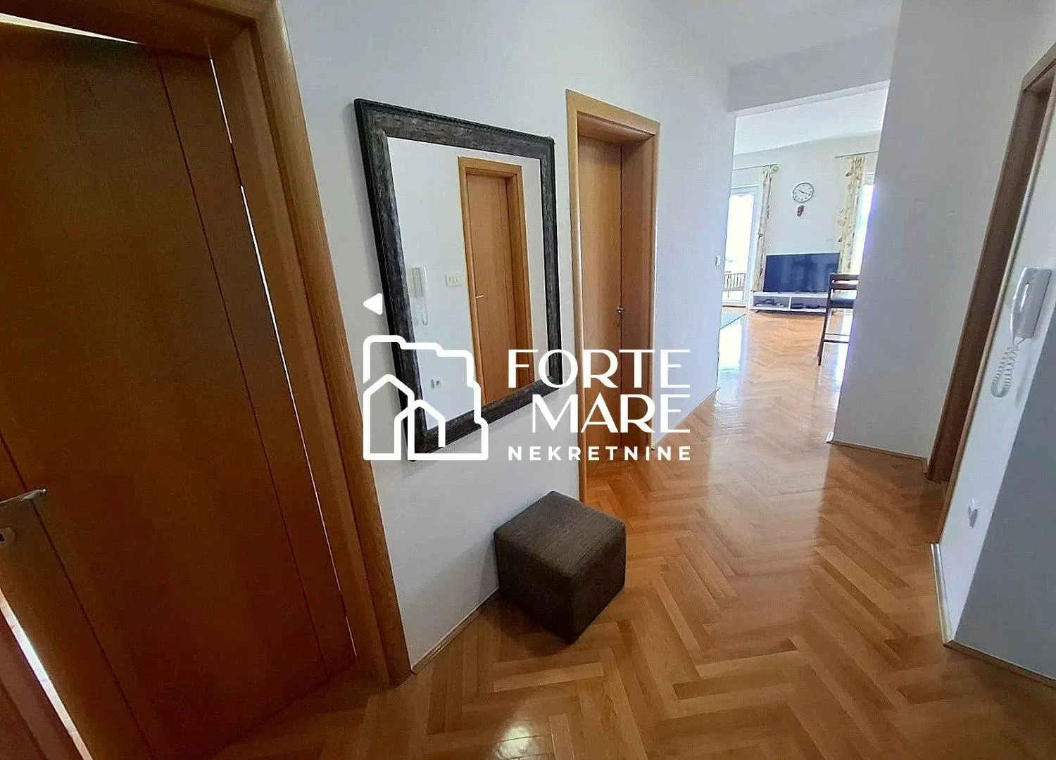 Prodaja, dvosoban stan, 93m², Topla, Herceg Novi