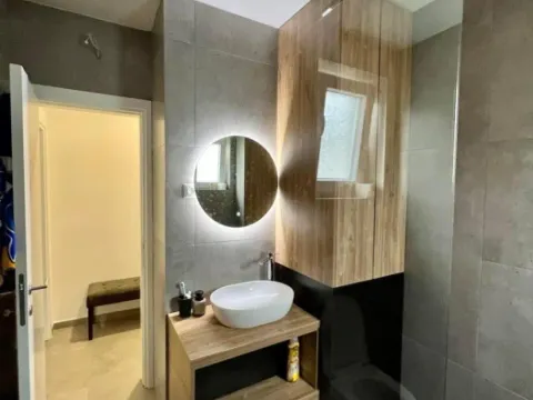 Rent, one bedroom apartment, 40m², Seljanovo, Tivat - image 4