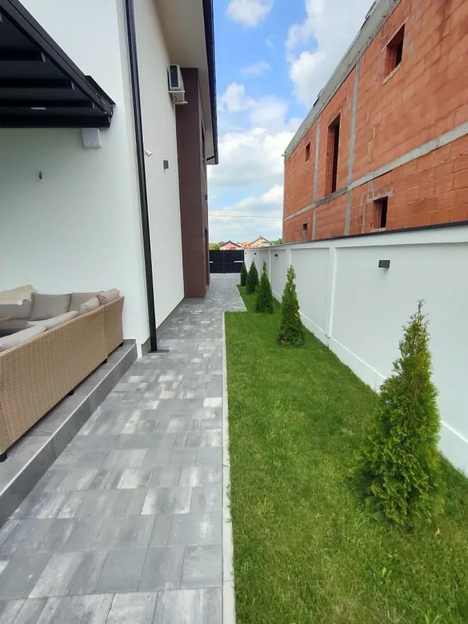 Prodaja, kuća, 200m², Veternik, Novi Sad Sve Podlokacije