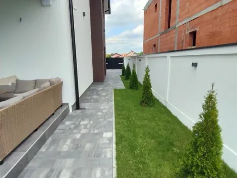 Prodaja, kuća, 200m², Veternik, Novi Sad Sve Podlokacije - image 27