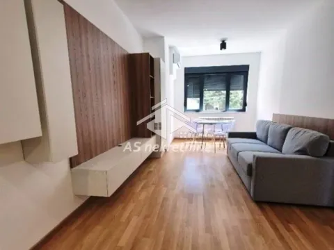 Stan in Čukarica