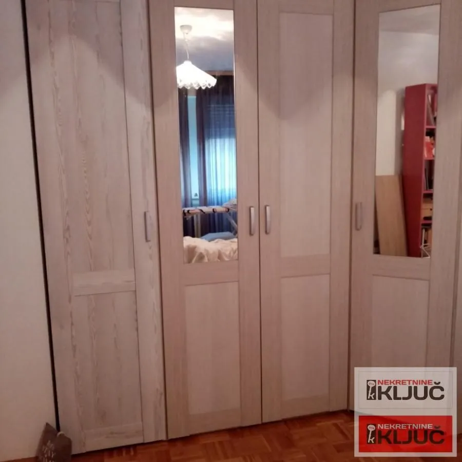 Prodaja, dvosoban stan, 65m², Bulevar Oslobodjenja, Novi Sad Sve Podlokacije
