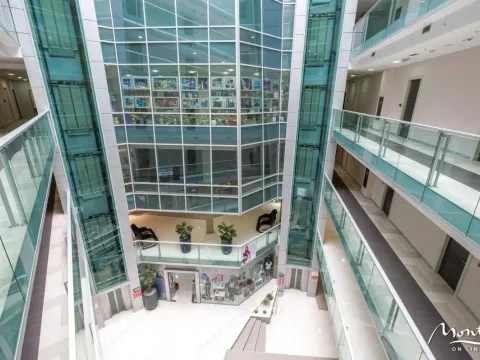 Sale, one bedroom apartment, 87m², Budva, Crna Gora - image 19