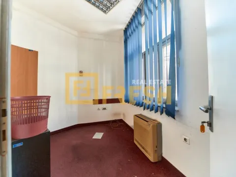 Rent, office space, 345m², Centar, Podgorica - image 24