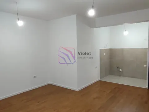 Izdavanje, jednosoban stan, 45m², City Kej, Podgorica - image 6
