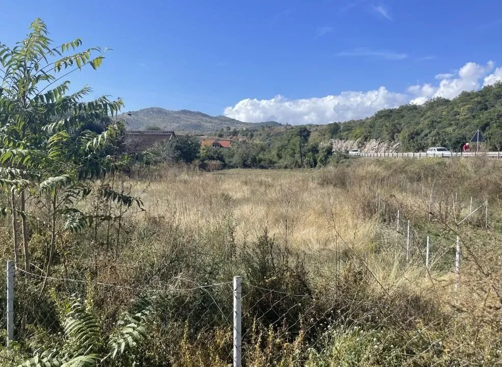 Sale, land lot, 1100m², Farmaci, Podgorica
