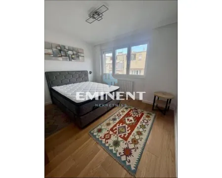 Rent, two bedroom apartment, 60m², Stari Grad, Beograd - image 10