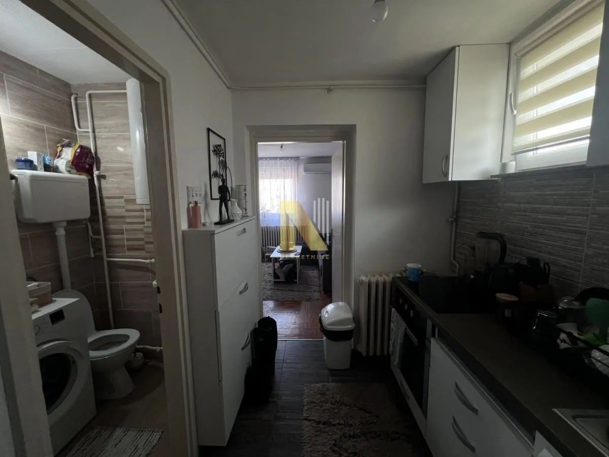 Prodaja, garsonjera, 20m², Detelinara, Novi Sad Sve Podlokacije