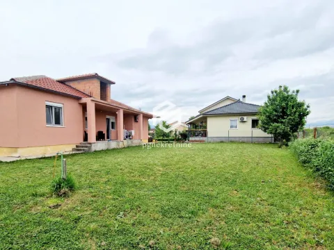 Rent, house, 147m², Donji Kokoti, Podgorica - image 17