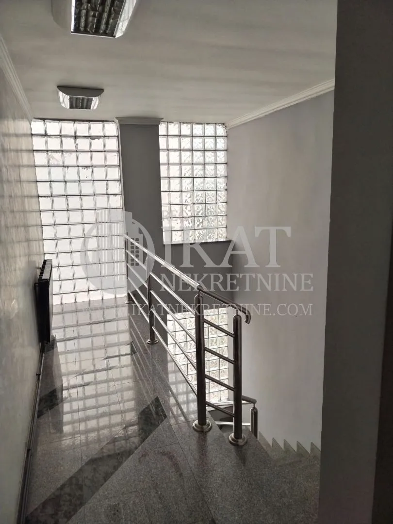 Sale, office space, 212m², Gradska Bolnica, Zvezdara Sve Podlokacije