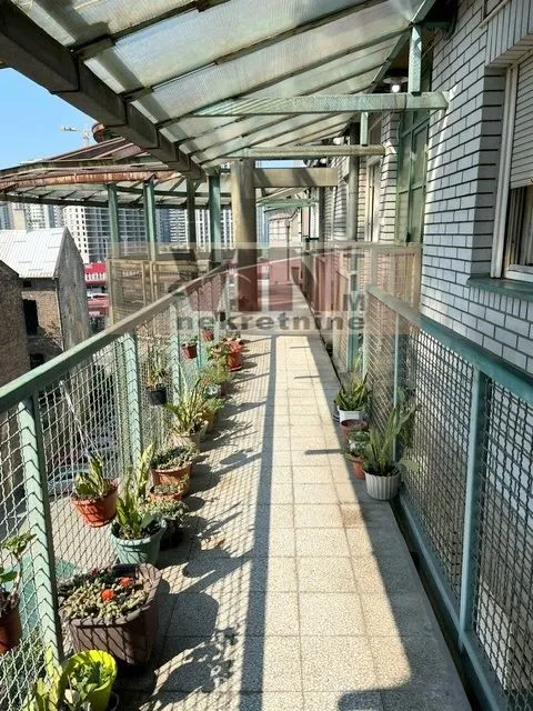 Sale, three bedroom apartment, 76m², Savski Venac, Beograd
