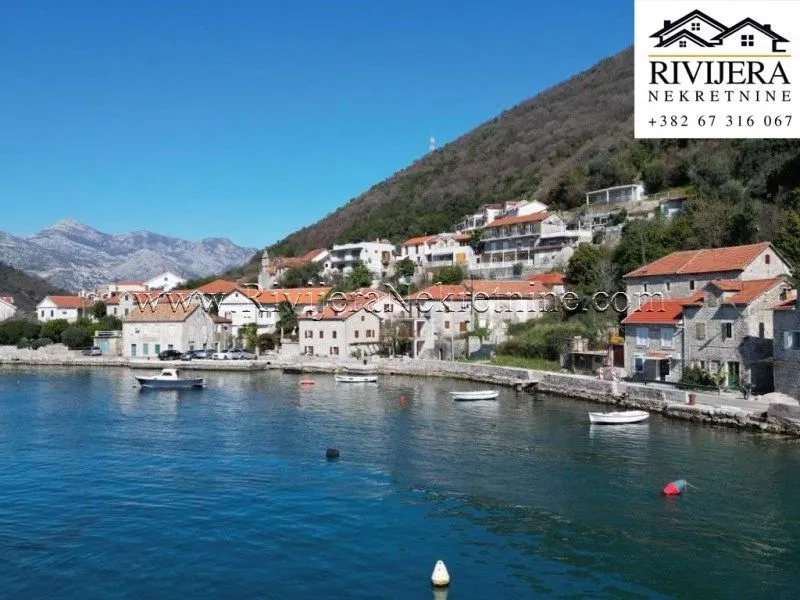 Prodaja, kuća, 90m², Lepetani, Tivat