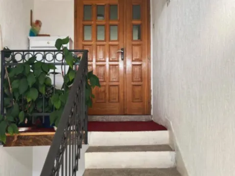 Sale, three bedroom apartment, 105m², Sutomore, Bar - image 3