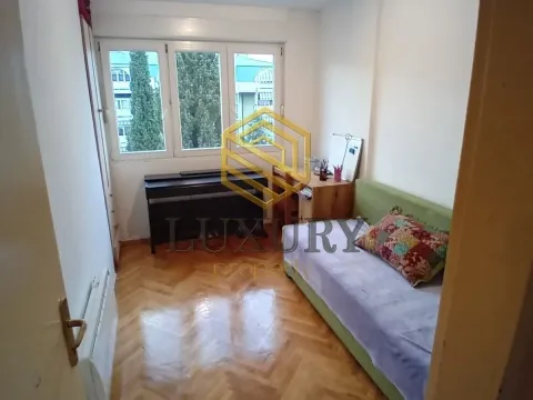 Prodaja, jednosoban stan, 40m², Preko Morače, Podgorica - image 13