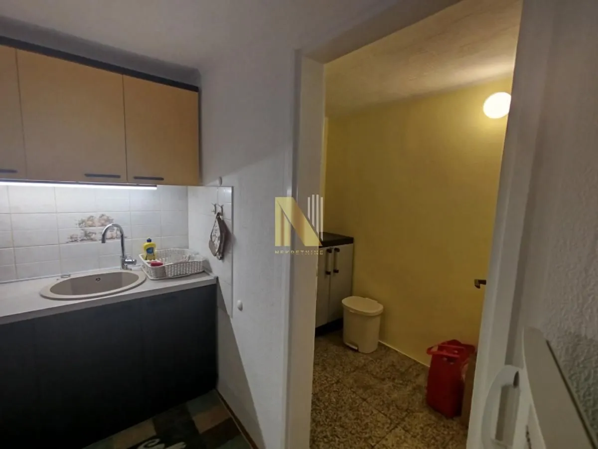 Prodaja, kuća, 128m², Salajka, Novi Sad Sve Podlokacije