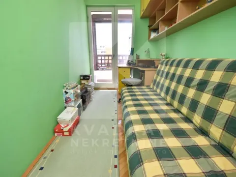 Prodaja, četvorosoban stan, 92m², Lepa Kata, Podgorica - image 8