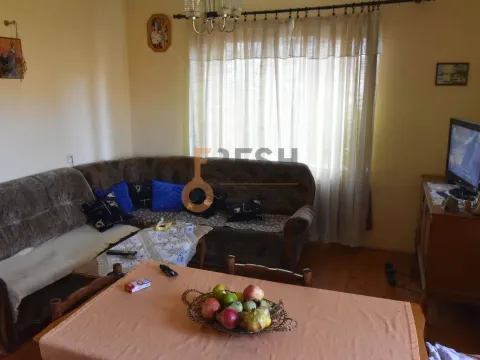 Sale, house, 200m², Masline, Podgorica - image 8